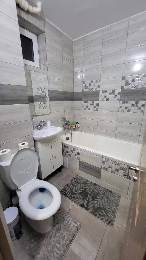 Apartament Navi Onesti Exterior photo